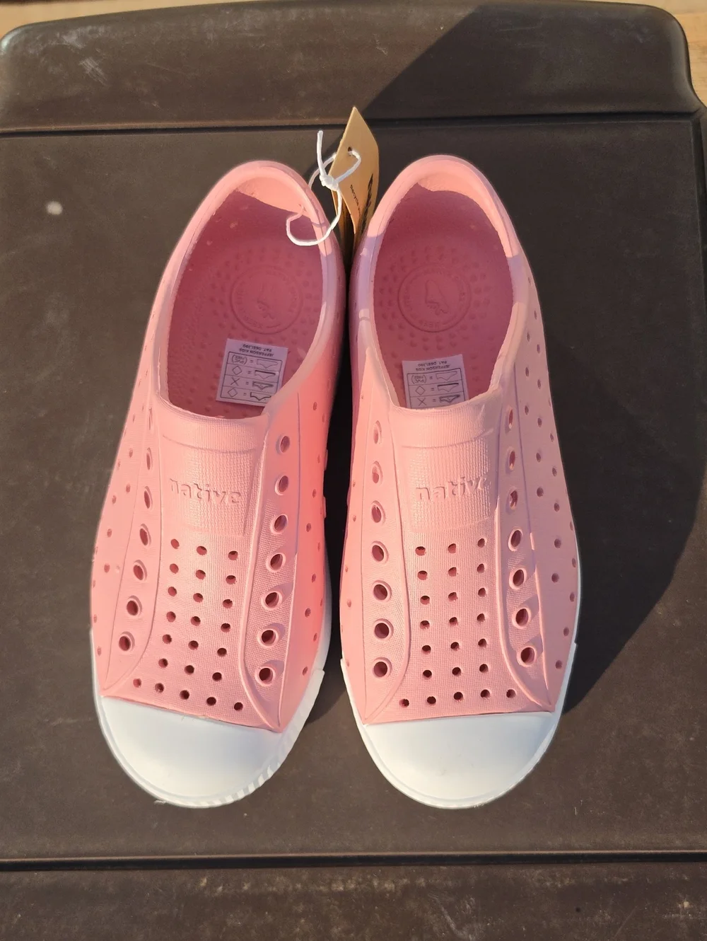 Native Shoes Kids' Jefferson Little Kid Size C13 Slip-On Rose Pink Shell White